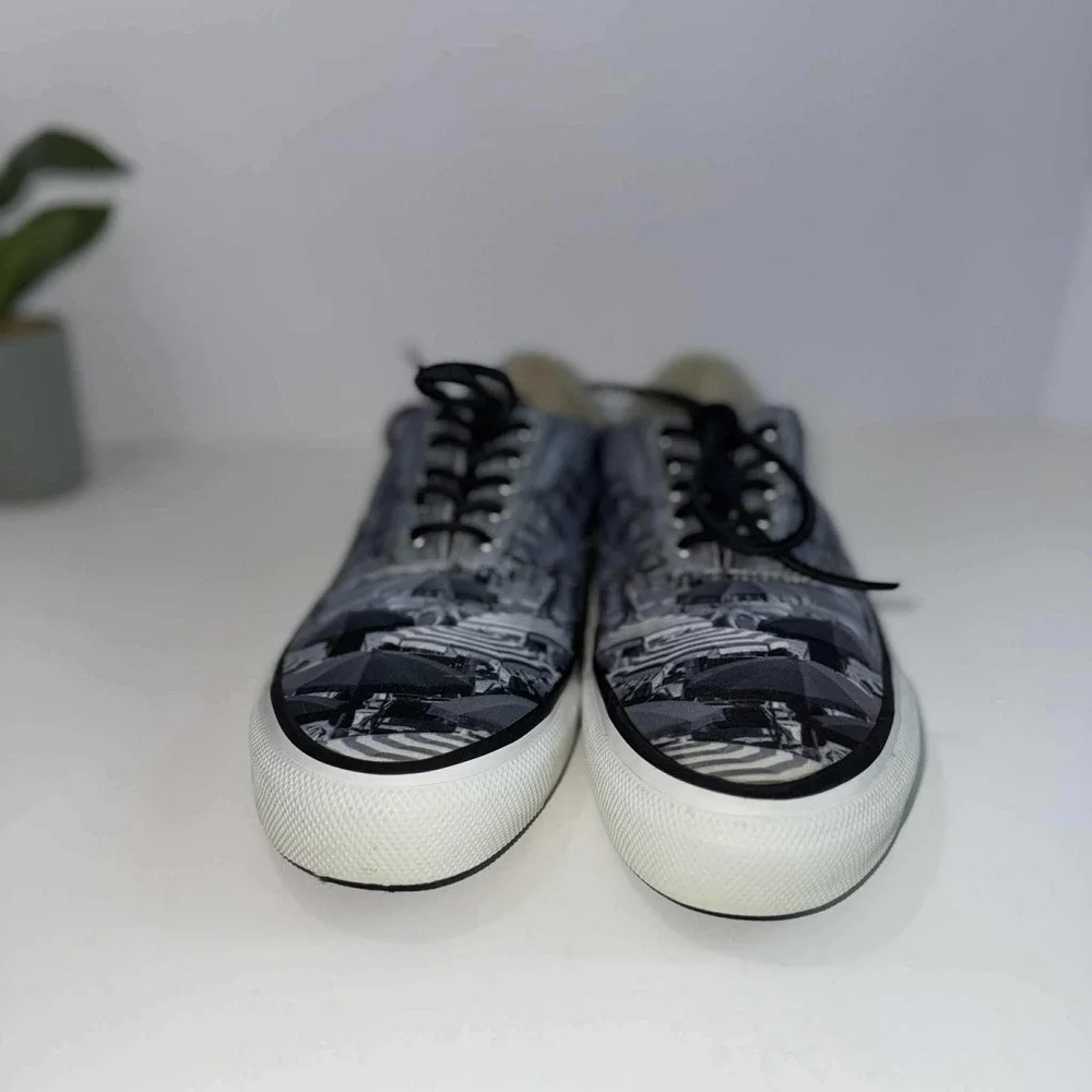 Sperry Top-Sider Gray‎ Malin Beach Print Sneakers Men's Size 8M Casual Shoes